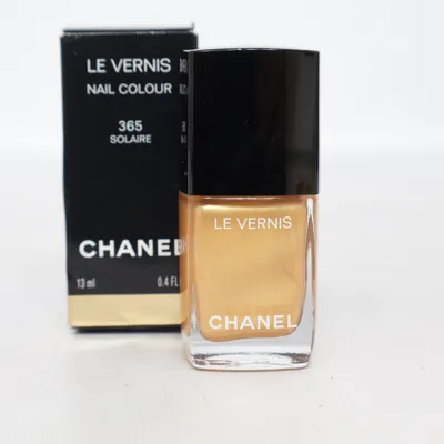 Nagellack (Le Vernis Nail Colour Polish 365 Solaire) från Chanel