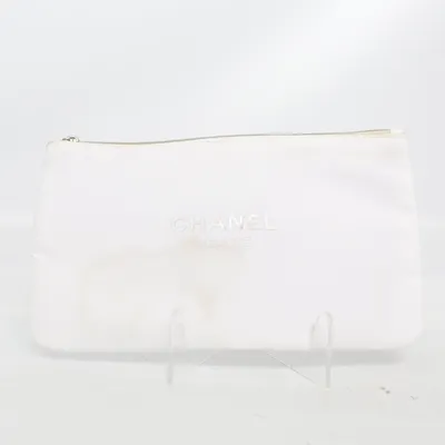 Trousse de toilette (Blanc) de Chanel Beauté