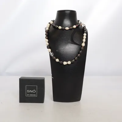 Halsband (Svart, Vit, Flerfärgad) från Snö of Sweden Okänd metall
