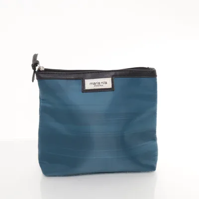 Sminkväska (Grön) från Maria Nila