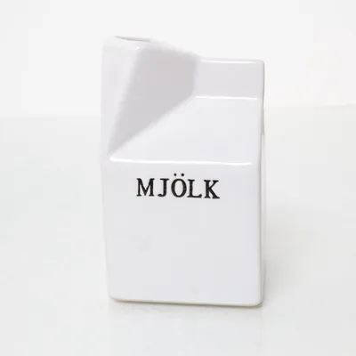 Vas (Vit) från Interstil