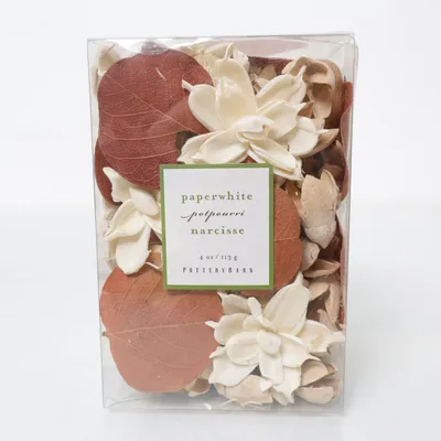 Inredningsdetalj (Vit, Brun, Röd) från Pottery Barn