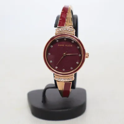 Armbandsur (Ak/2716) från Anne Klein