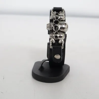 Armband (Svart) Okänd metall