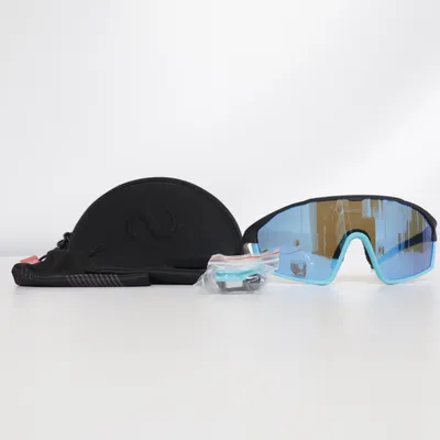 Sportglasögon (Svart, Blå) från Northug