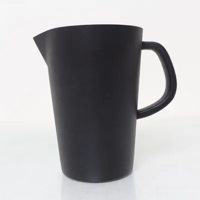 Kanne (Sort, Grøn) fra Normann Copenhagen