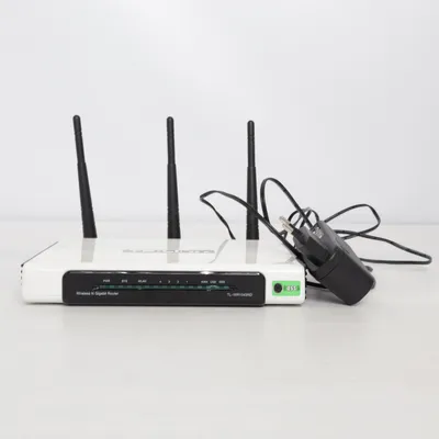 Router (TL-WR1043ND) from TP-Link