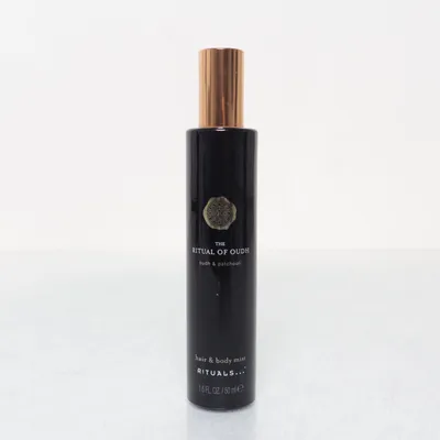 Body mist (The rituals of Oudh) van Rituals