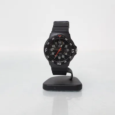 Armbandsur (Svart) från Q&Q