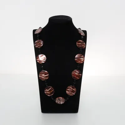 Collier (Marron, Noir, Blanc) de OCK Plastique