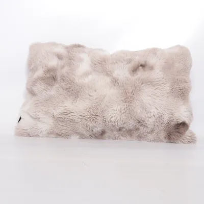 Cushion (Beige) from Skinnwille