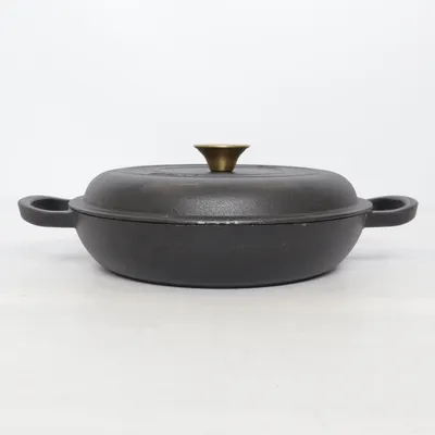 Cast iron casserole (Gjutjärnsgryta) from Vinga