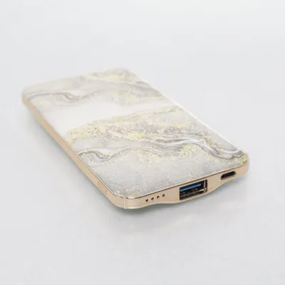 Powerbank fra iDeal of Sweden