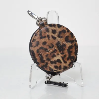 Fickspegel (AIRPOD CASE SALLY) från Carin Wester