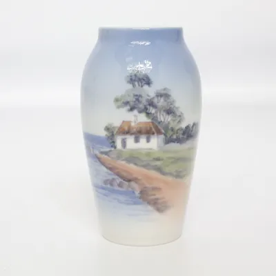 Vase (2887) from Royal Copenhagen