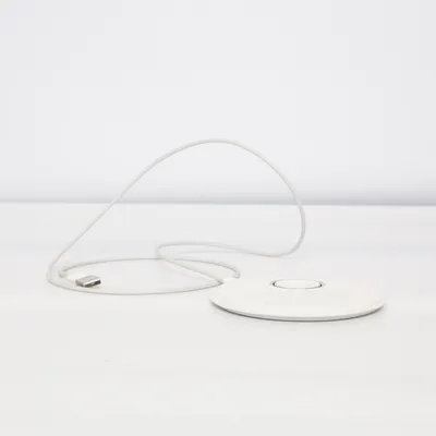 Trådlös laddare (A2086) från Apple