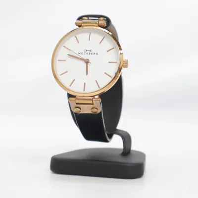 Montre (Noir, Blanc, Or) de Mockberg