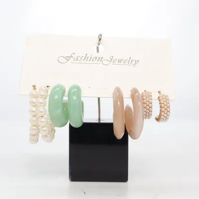 Oorbellen (Wit, Groen, Beige) Onbekend materiaal