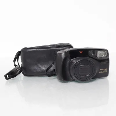 Analog compact camera (ZOOM 105-R) from Pentax