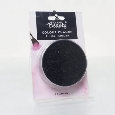 Makeup brush cleaner (Black) from Rossmann