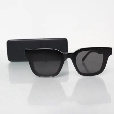 Sunglasses (Black) from Chimi
