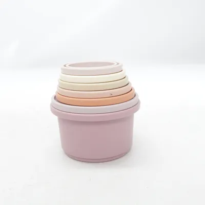Aktivitetsleksak (Stacking Cups) från Mushie