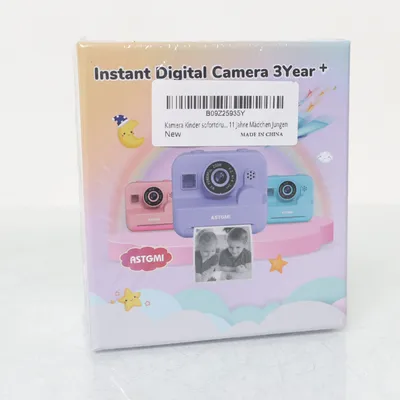Polaroid camera from ASTGMI