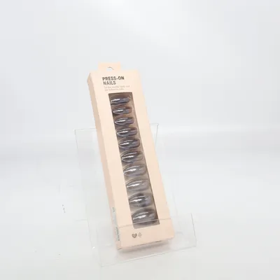 Lösnaglar (Svart) från H&M Beauty