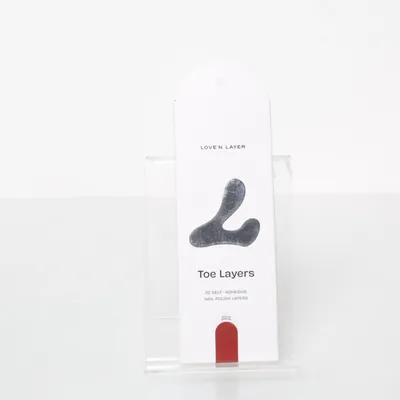 Gel polish (Red) from Love'n Layer