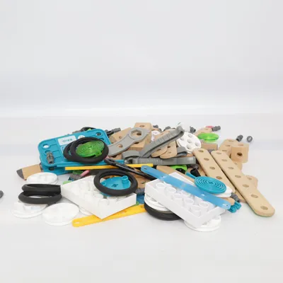 Byggsats (Grön, Blå, Beige) från Brio