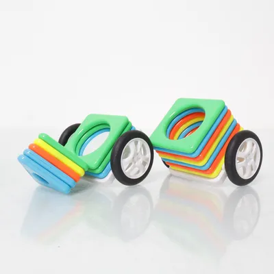 Byggsats (Grön, Blå, Vit) från Magnet