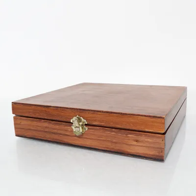 Cigar box (Brown) from Mahogany Teakwood