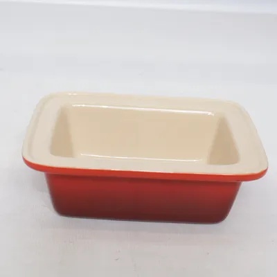 Oven form (Red, Beige) from Le Creuset