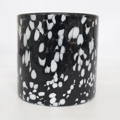 Ljuslykta (Svart, Vit, Grå) från ByOn