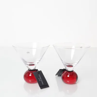 Cocktail glass (Transparent, Red) from Kitchen Stories by ON