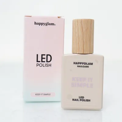 Nagellak ( keep it simple) van Happy Glam.