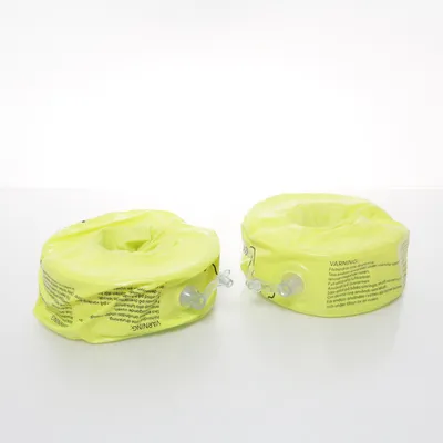 Vattensportsutrustning (Skruttenringen) från Skrutten Ringen