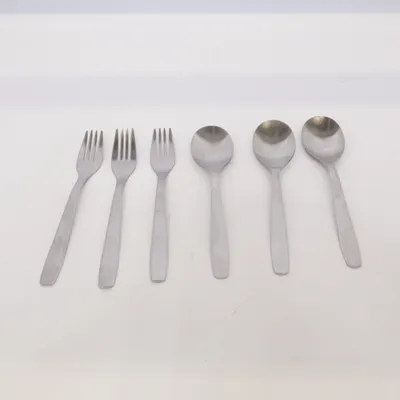 Bestick (Silverfärgad) från IKEA