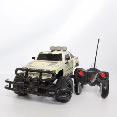 Remote controlled car (Beige, Multicolored) from Revell