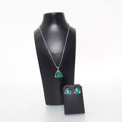 Jewelry set (Silver, Green) Unknown metal