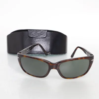 Solglasögon (Brun, Grön) från Persol