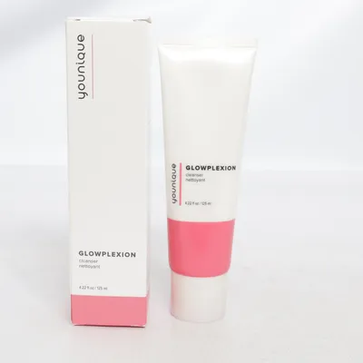 Facial cleanser (Glowplexion) from Younique