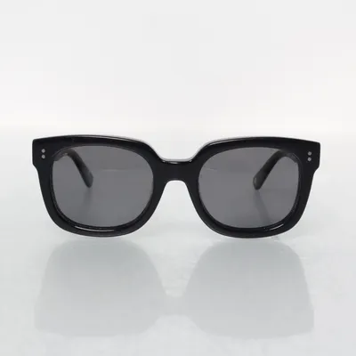 Solbriller (Sort) fra Nividas Eyewear