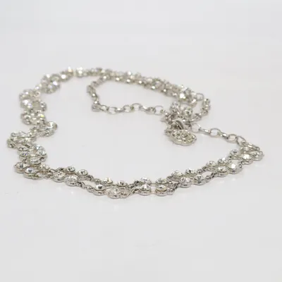 Kroppssmycke (Silverfärgad) Okänd metall