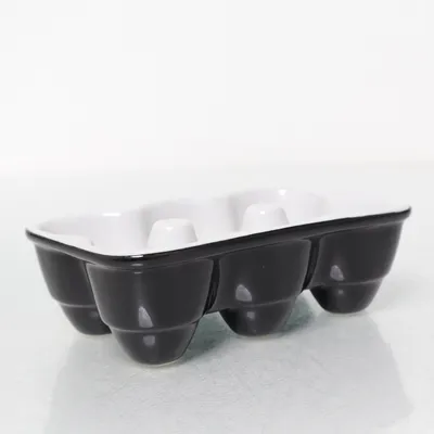Egg cup (Black, White) from Sagaform
