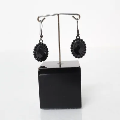 Örhängen (Svart) Okänd metall