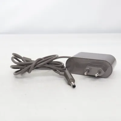 Datorladdare (Original Dyson Charger 230V for Dyson V6 V7 V8 DC58 DC59 DC60 DC61 DC62 DC72 / SV03 / SV04 / SV05 / SV06) från Dyson