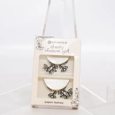 Faux cils (Cherry Blossom Girl) de Essence