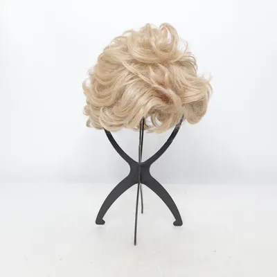Pruik (Beige) van Pierre Cardin