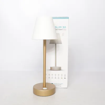 Bordslampa (Lola Slim 30) från New Green